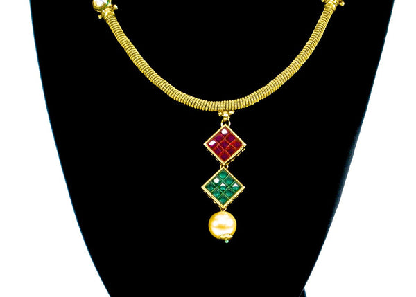 simple necklace set