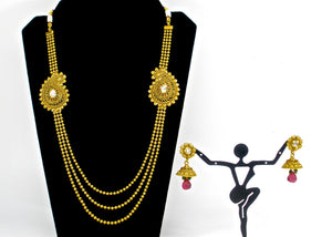 haram with symmetric paan shaped pendents