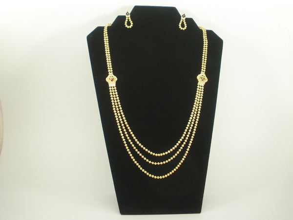 simple haram set with golden beads