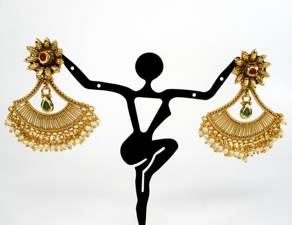 antique necklace set with fan shaped pendant