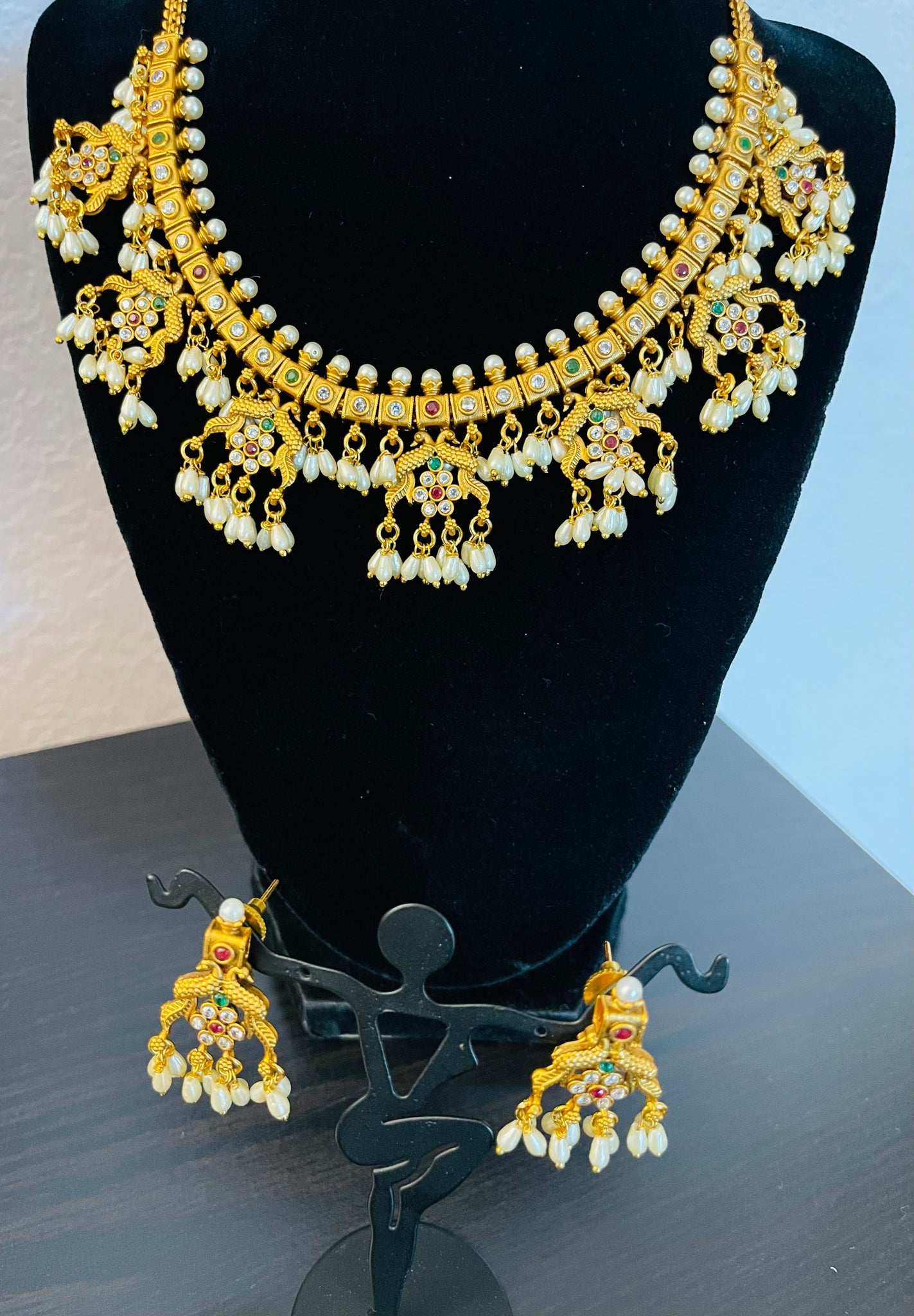 Traditional guttapusalu necklace set