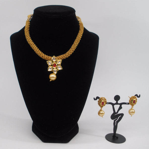 Star kundan pendant set