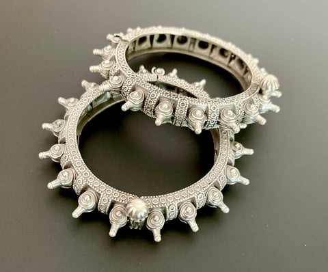 Oxidized German silver finish kada bangle set